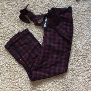 NWT Boohoo Plaid Woven Tapered Trousers